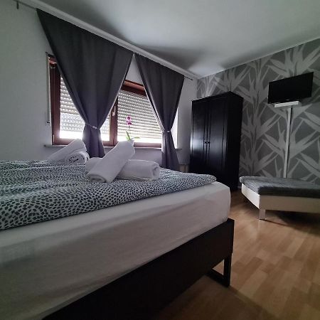 Ferienwohnung シュヴェツィンゲン エクステリア 写真